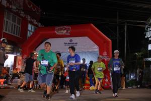 BIB: 4327, 3482, 4626, 3100
                            <button type="button" onclick="openModal(26262981)" class="btn btn-primary btn-sm float-right btn-popup" data-toggle="modal" data-target=".modal-high-quality">
                        <i class="fas fa-shopping-cart"></i> Add to Cart
                    </button>
                                            <button type="button" onclick="isThisMe(26262981, true)" class="btn btn-success btn-sm float-right btn-popup btn-isme hidden" data-toggle="tooltip" data-placement="bottom" title="นี่คือรูปของคุณใช่ไหม คลิกที่นี่เพื่อเอาเข้าอัลบั้ม">
                        <i class="fas fa-plus"></i> Add to album
                    </button>
                    <button type="button" onclick="isThisMe(26262981, false)" class="btn btn-warning btn-sm float-right btn-popup btn-isnotme hidden">
                        <i class="fas fa-ban"></i> Remove from album
                    </button>